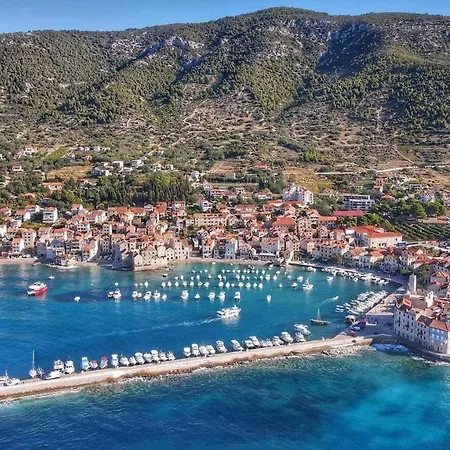 Apartman Riva 2 Komiža Esterno foto